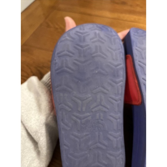 The North Face Mens Base Camp Sandal Slides Size 9 M Red & Blue Basecamp - Picture 15 of 16